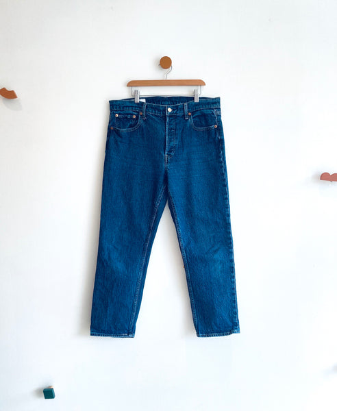 Gap Button-Fly Straight Leg Jeans (Adult 31)