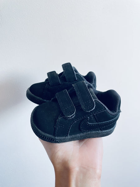 Nike Velcro Shoes (2 Baby)