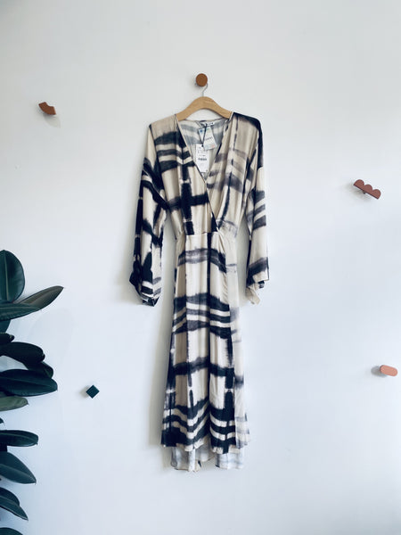 Zara Flowy Shibori Dress (Adult Large)