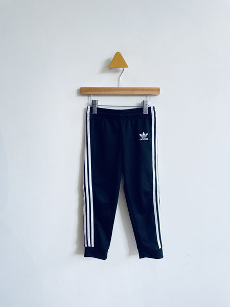 Adidas Stripe Detail Active Pants (small mark on one stripe) (3Y)