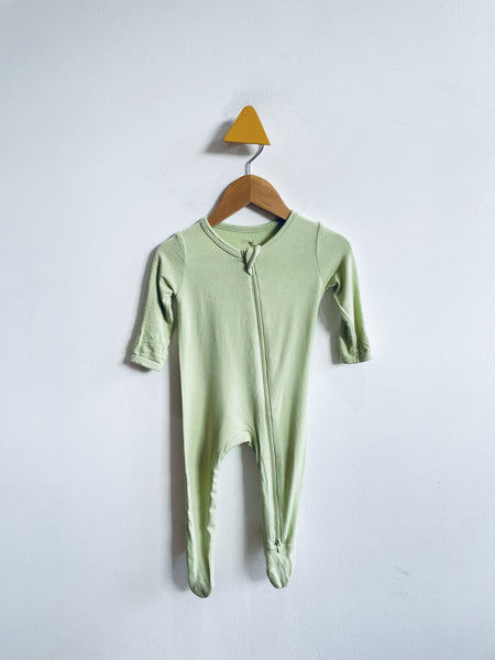 Kyte Bamboo Sleeper (some pilling & a marking) (0-6M)