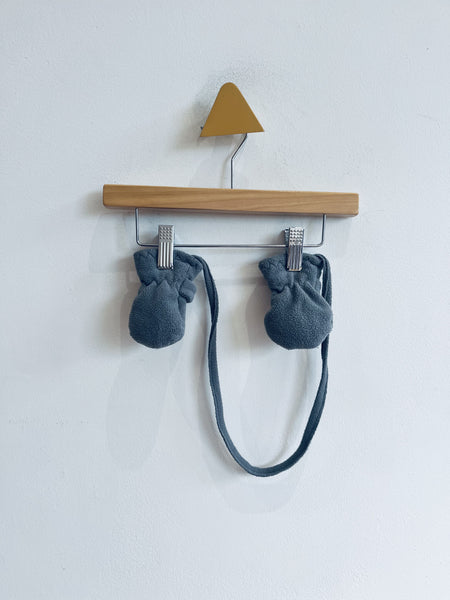 Cali Kids Fleece String Mittens (0-9M)