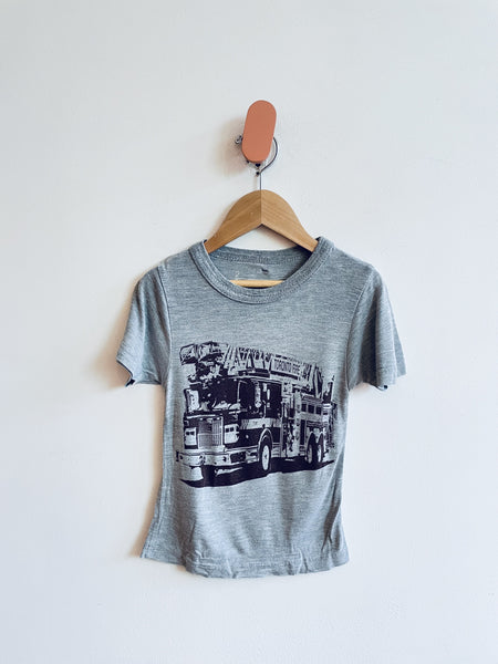 Tresnormale For Kids Toronto Fire Truck Tee (2Y)