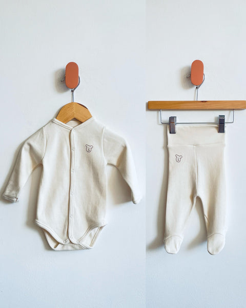 Natura  Footed Pant & Onesie Set (0-1M)