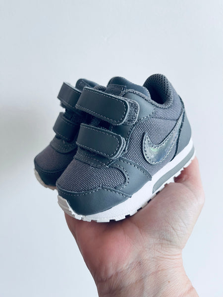 Nike Baby Velcro Shoes (2 Toddler)