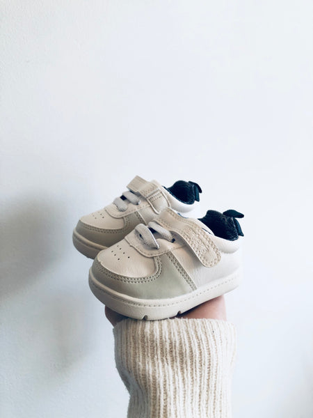 Carter's Velcro Shoes (2.5 Toddler)