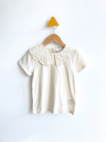 H&M T-shirt with Lace-Like Collar (2-4Y)