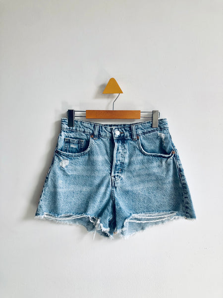 H&M Button Fly Jean Shorts (Adult 6)